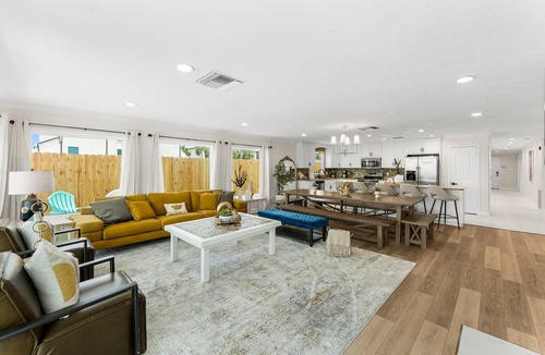 Biltmore Beach House | EXCLUSIVE OCEANFRONT 4/3 BEACH HOUSE HOTTUB +Private POOL