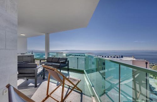 Zelenka Apartment | Exclusive Penthouse Big Blue with private Jacuzzi