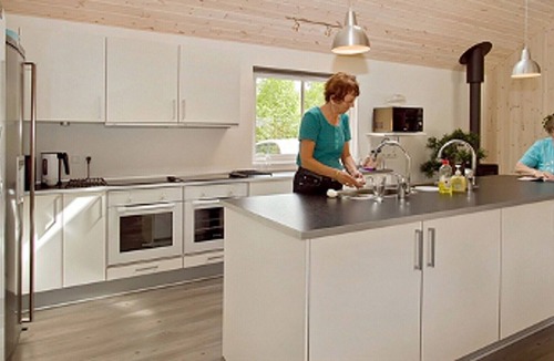 Ho House | Exclusive pool house u. a. with activity room, oven and Wi-Fi in Blåvand