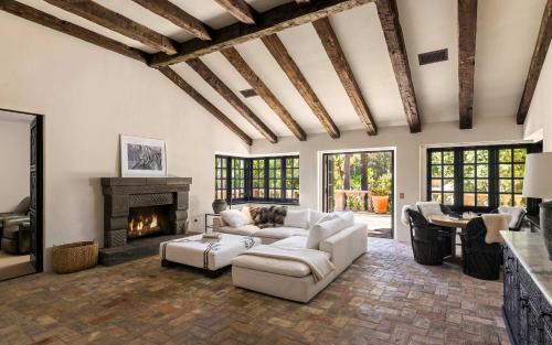 Fairbanks Ranch House | Exclusive Spanish Mediterranean Mansion
