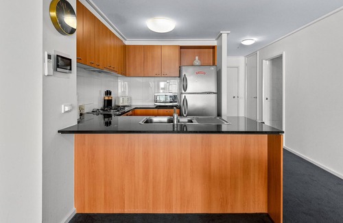 Southbank Apartment | Exclusive Stays - Summit