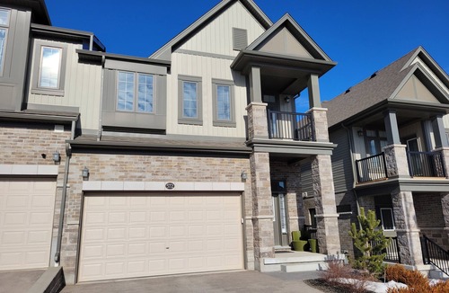 Waterloo House | Exclusive Townhome near West-Trails - New