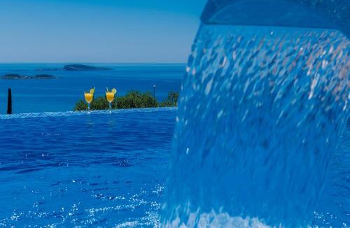 Plat Villa | Exclusive Villa Belenum with breakfast,gym,sauna
