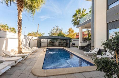 Vista Hermosa Villa | Exclusive Villa City, Beach & Golf