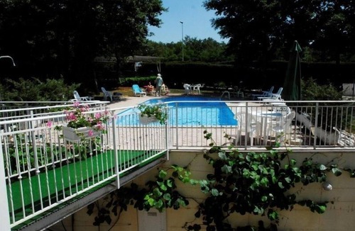 Kukci Hotel | Exclusive villa with pool, guest rooms with rich breakfast buffet