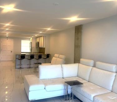 Florida North Atlantic Coast Apartment | Exclusive Waterfront Condo