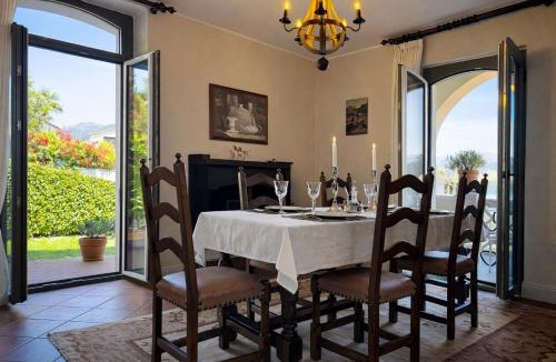 Caslano Villa | Exclusive waterfront villa with stunning views