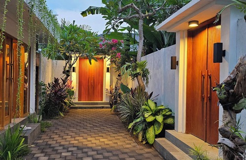 Melaya Villa | Exclusive West Bali 6-Person Villa - 60m2 Infinity Pool & Ocean-Side Luxury