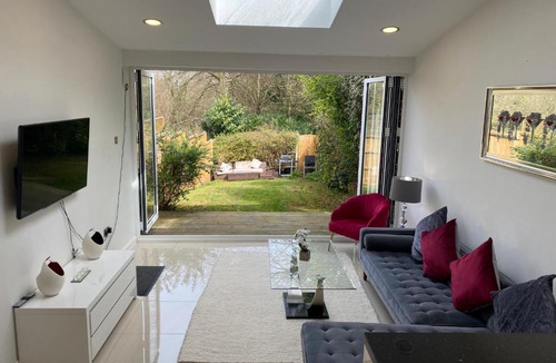 Weybridge House | Exclusive weybridge home