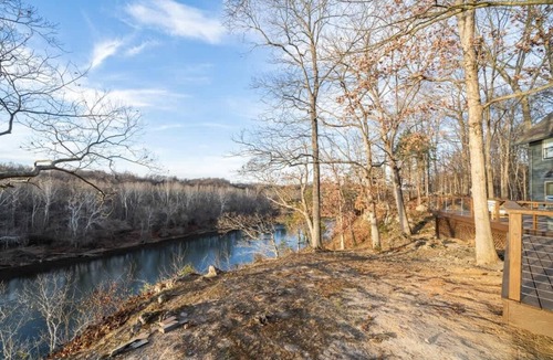 Shepherdstown House | Exclusive Wooded Chalet w Magnificent River Views