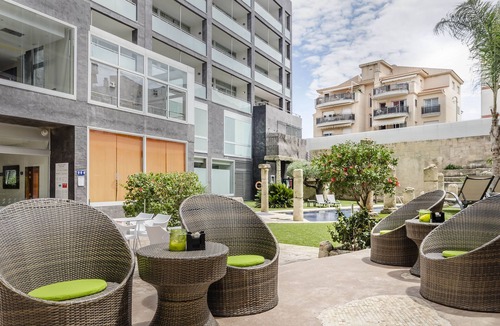 Cunit Hotel | Exe Cunit Suites & Spa