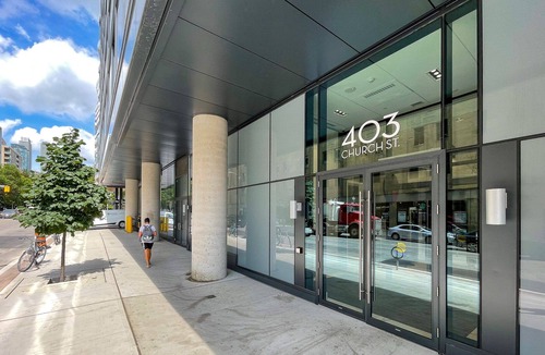 Church and Wellesley Condo | Executive 1 BR 2 bed Condo on Church + Carlton