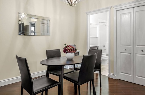 East Village Condo | Executive 2 bed 2 bath Riverfront condo