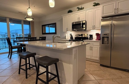 Osage Beach Condo | Executive 2 Bedroom Condo. Amazing Lakefront Views. Top Floor. No stairs.