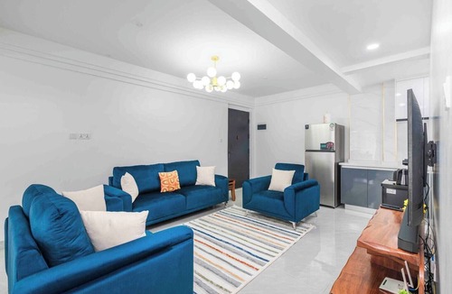 Kilimani Apartment | Executive 2BR Stunning Views ,Golf Simulator & Gym