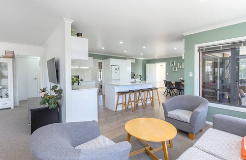 Solway House | Executive 3 bedroom home