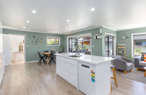 Solway House | Executive 3 bedroom home