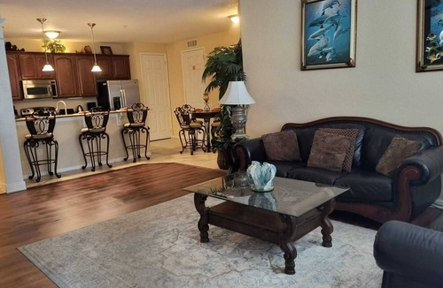 Florida Central Atlantic Coast Apartment | Executive 3 Br Villa @Universal/Vista Cay/Conv.Center