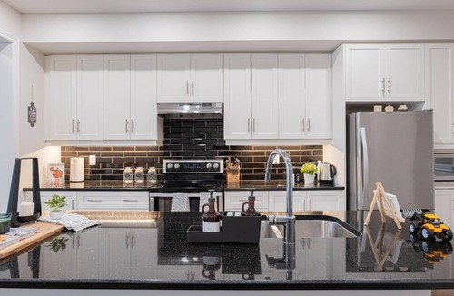 Oakville House | Executive 4 Bedroom Home In Oakville