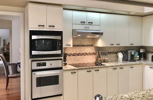 Landmark Estates House | Executive,4 Brm Home in Quiet Upscale Palm Harbor Florida