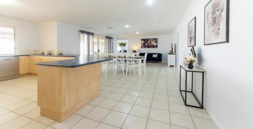 Flinders View House | Executive and Family Home Large - Flinders View 24