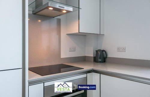 Hatfield Apartment | Executive Apartment Close to Station