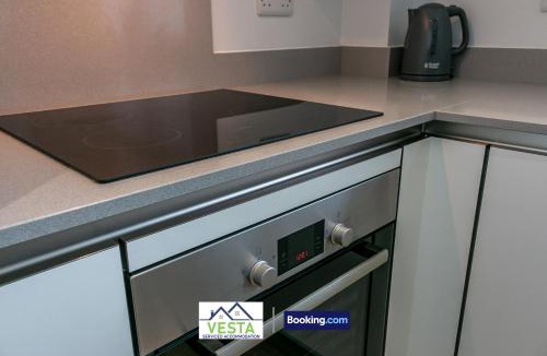 Hatfield Apartment | Executive Apartment Close to Station