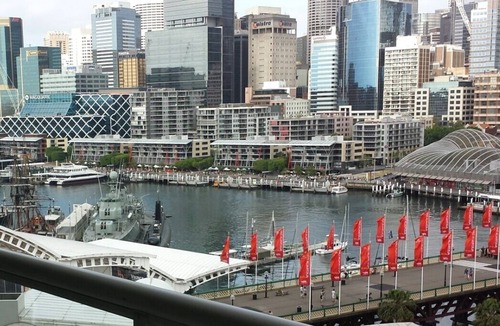 Darling Harbour Apartment | Executive apartment waterfront Darling Harbor ICC Sydney