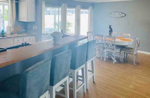 Bal Harbour House | Executive - Apollo Beach Waterfront 3 bed 2 bath with boat dock