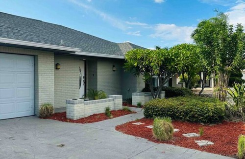 Bal Harbour House | Executive - Apollo Beach Waterfront 3 bed 2 bath with boat dock