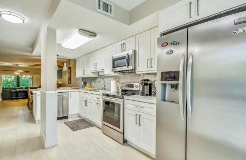 Islamorada Apartment | Executive Bay Club Condo M-1