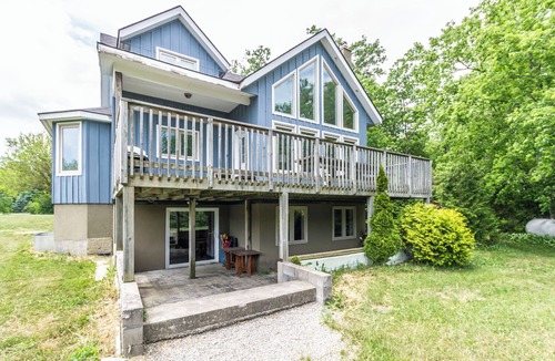 Swiss Meadows Cottage | Executive Blue Mountain Chalet, 6 Bedrooms, Sauna