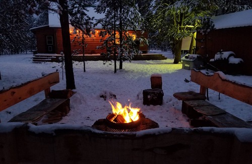 La Pine Cabin | Executive cabin in the woods!