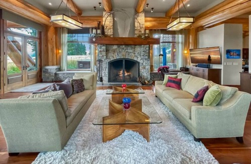 Tamarack Ski Chalet | Executive Chalet in Tamarack Resort on Golf Course