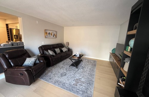 Southeast Calgary House | Executive Family Rental