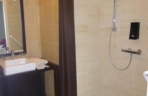 Belleville-sur-Loire Hotel | EXECUTIVE room garden side