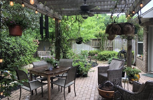 Greatwood House | Executive Garden Retreat