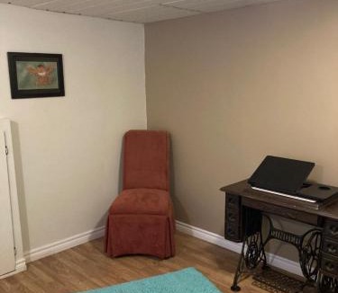 Edmundston House | Executive Guest Suite