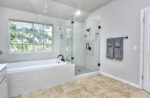 Lower Basin Lake Travis House | Executive Home back to greenbelt
