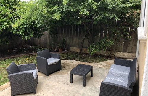 East Palo Alto House | EXECUTIVE House - 4 Bedroom Suites