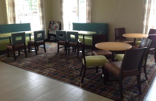 Jefferson Hotel | Executive Inn and Suites Jefferson