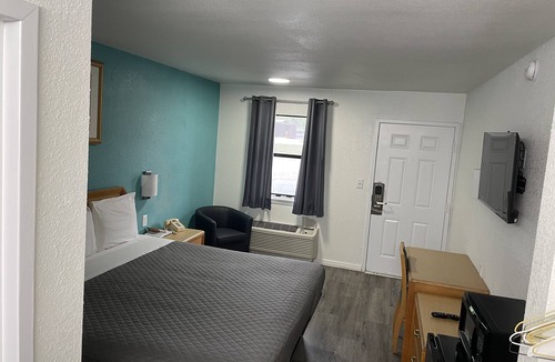 Purcell Hotel | Executive Inn of Purcell