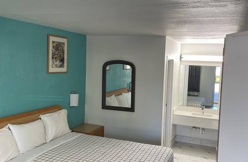 Purcell Hotel | Executive Inn of Purcell