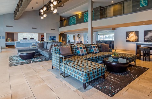 East Peralta Hotel | Executive Inn & Suites Embarcadero Cove