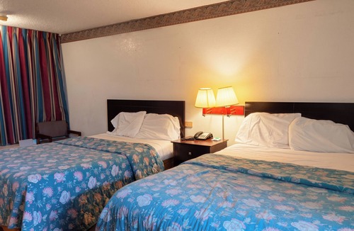 Lufkin Hotel | Executive Inn & Suites Lufkin US 59