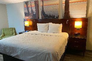 Dothan Hotel | Executive Inn & Suites