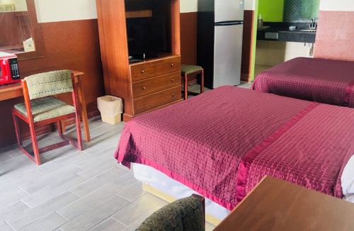 Robstown Hotel | Executive Inn