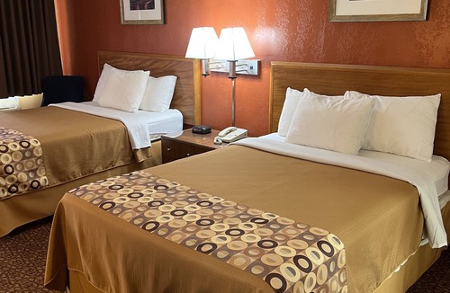 Schenectady Hotel | Executive Inn
