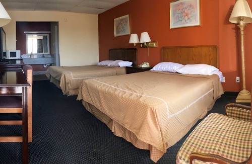 Texarkana Hotel | Executive Inn