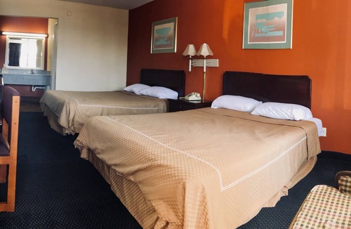 Texarkana Hotel | Executive Inn